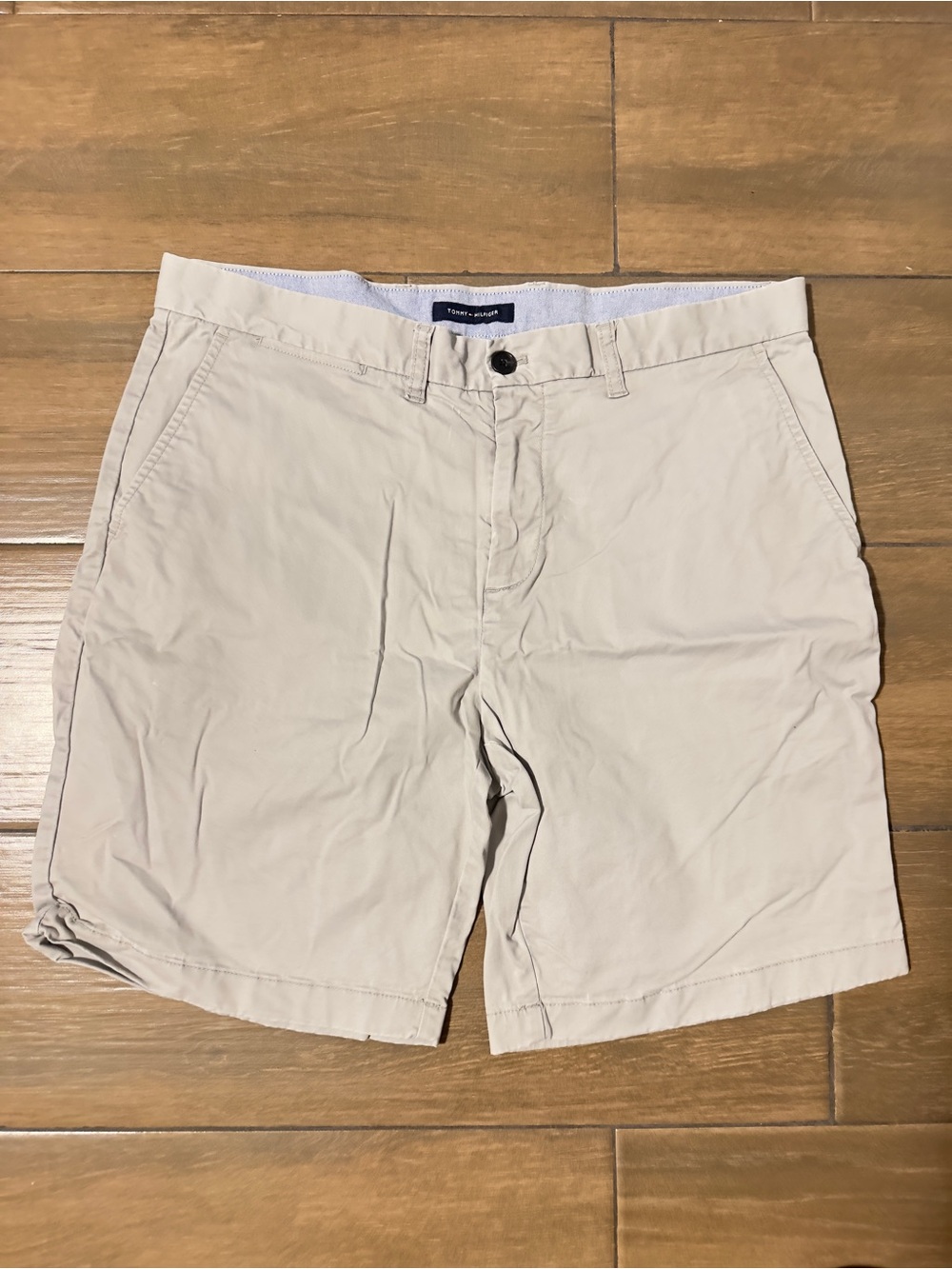 Tommy Hilfiger Men's Light Khaki Flat Front Shorts